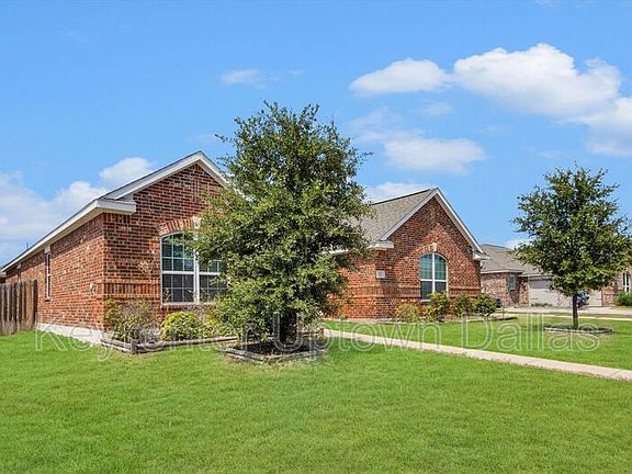 2nd image of 711 Meadow Springs Dr
