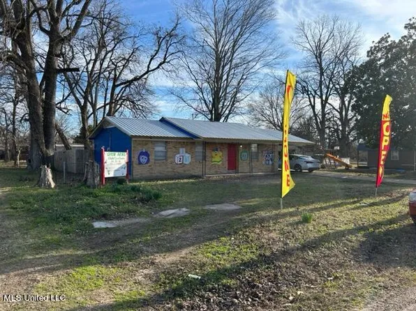 1508 S Edwards Ave, Clarksdale, MS 38614