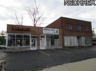 5242 Warrensville Center Rd, Maple Heights, OH 44137