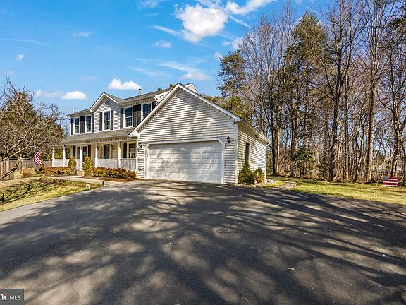 4th image of 8504 Silverdale Rd