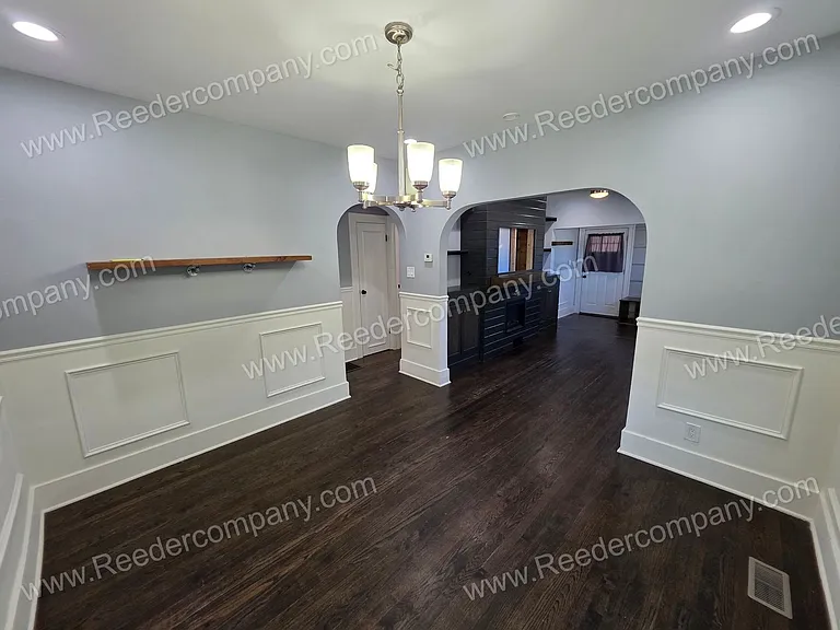 7005 Harrison Ave — Photo 5
