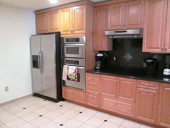 2nd image of 724 15th St S APT A