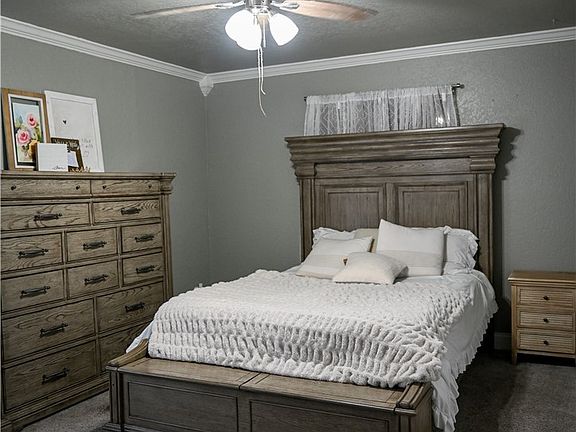 5th image of 4702 Cobblestone Ln