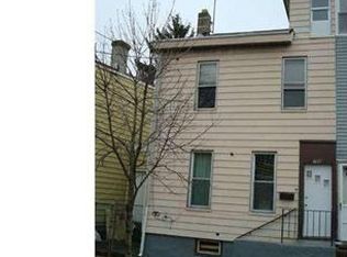 388 3rd St, Trenton, NJ 08611