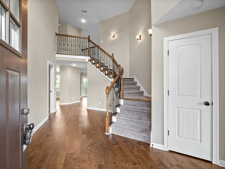 358 Wingfield Dr — Photo 5