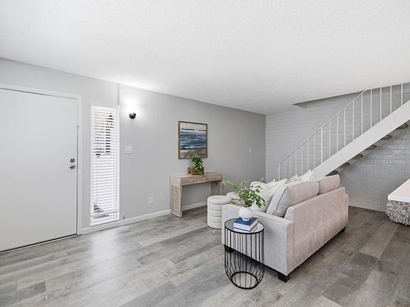 3rd image of 343 Blossom Hill Rd APT 2