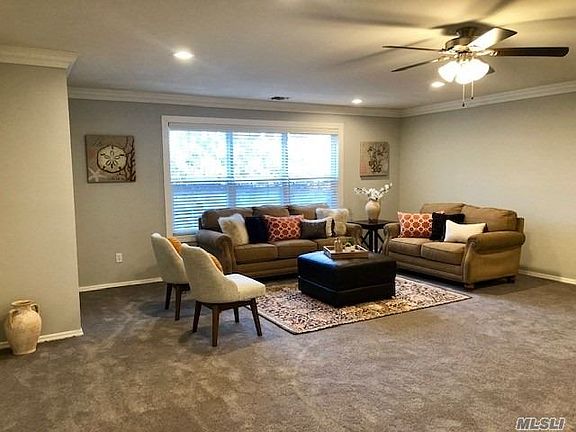 3rd image of 158 Village Green Dr #191