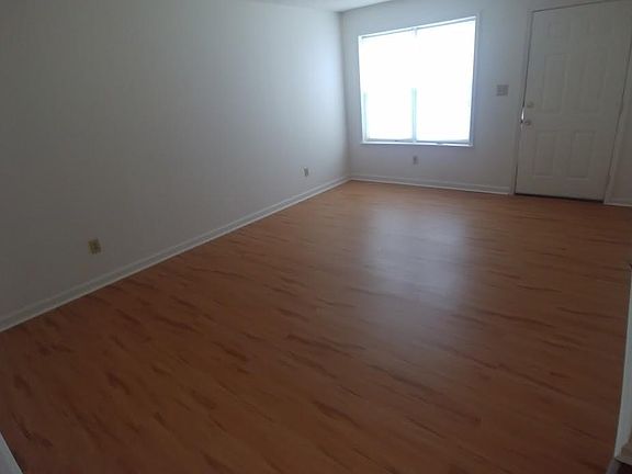 2nd image of 317 Bell Place Dr