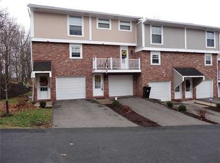 5493 Library Rd APT 16, Bethel Park, PA 15102
