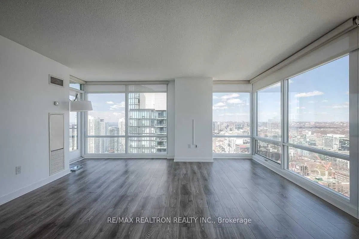 3 bed, $4,295 — Photo 3