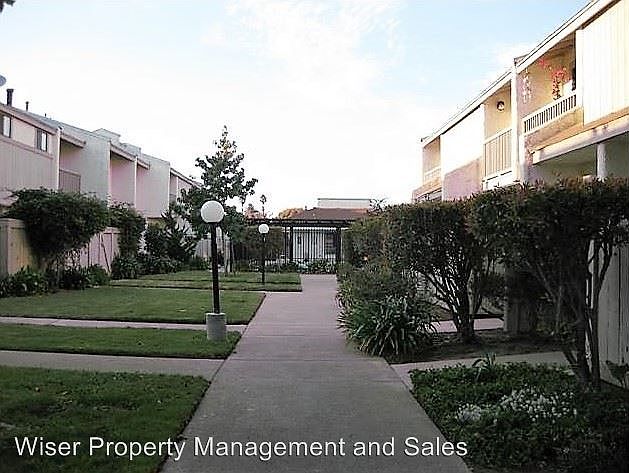 1st image of 1113 W Cypress Ave APT B