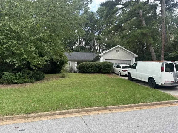 2021 Huntcliff Dr, Lawrenceville, GA 30043