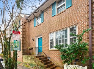 133 Wentworth St, Charleston, SC 29401