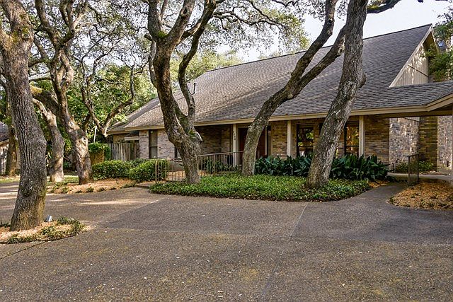 1st image of 2506 Turkey Neck Cir