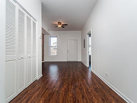 4th image of 822 N Hermitage Ave APT 2R