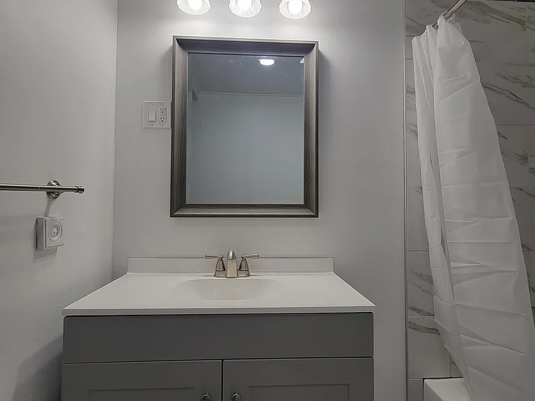 67 James St #2 — Photo 7