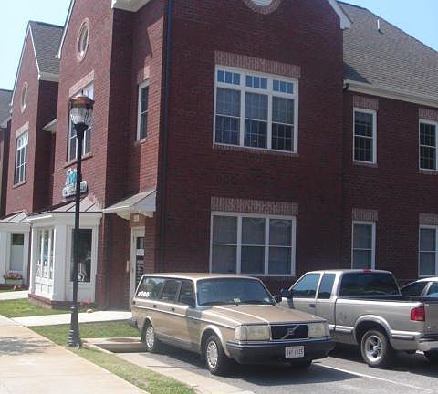 3rd image of 103 Herman Melville Ave