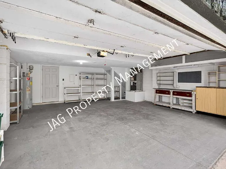 1046 Winter Springs Blvd — Photo 31