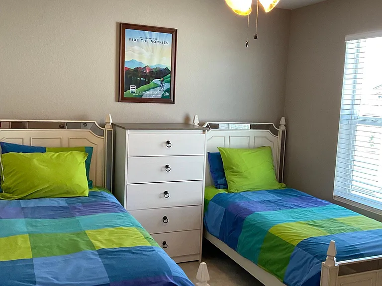 2808 Summer Day Ave — Photo 27