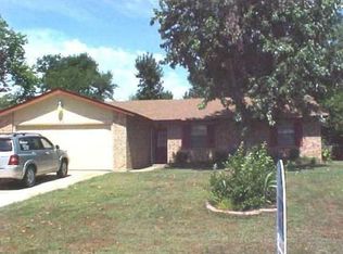 1914 Deer Run Cres, Muskogee, OK 74403