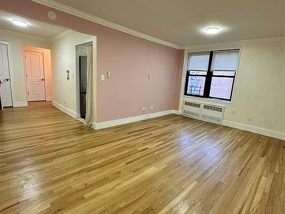 3rd image of 150-29 72 Road #6