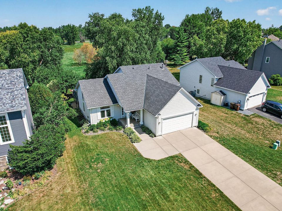 1st image of 282 Cherry Hill Trl
