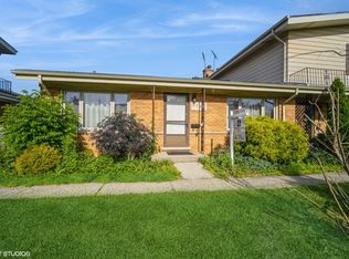 8723 N National Ave, Niles, IL 60714