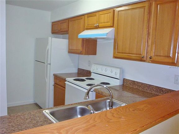 4th image of 3019 Bonaventure Cir APT 101