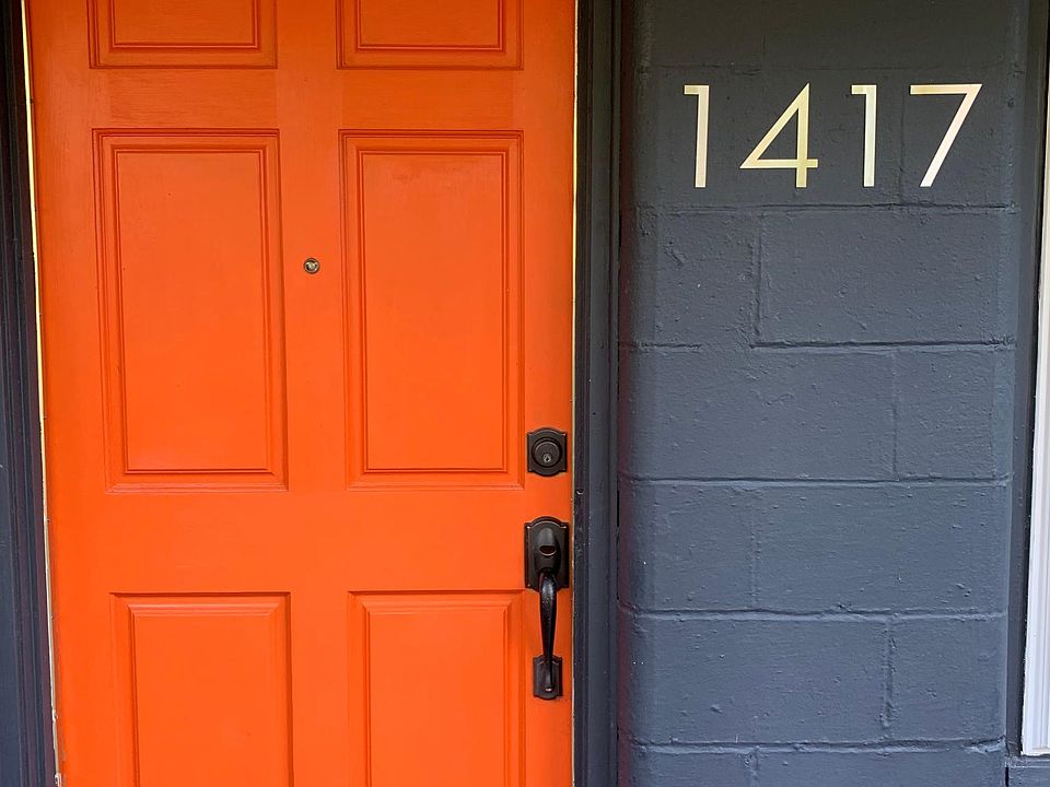1st image of 1417 N 165th St