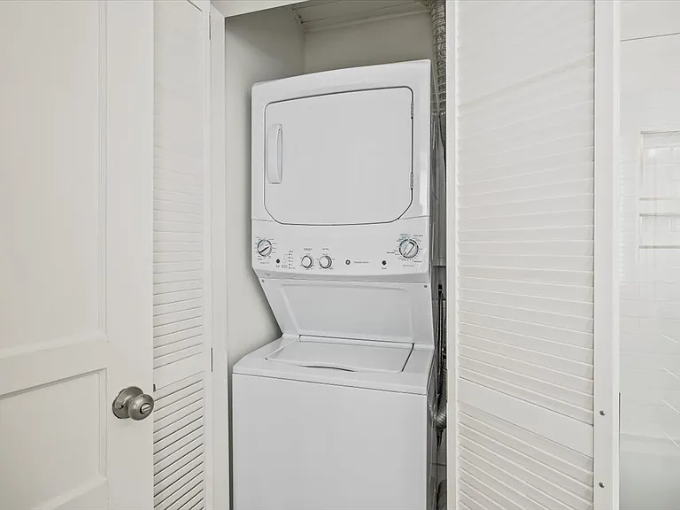 515 Carolina Blvd #B — Photo 23