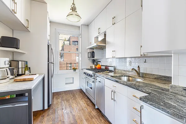 Sold by Brown Harris Stevens | media 4