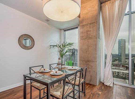 5th image of 360 Nueces St APT 1612