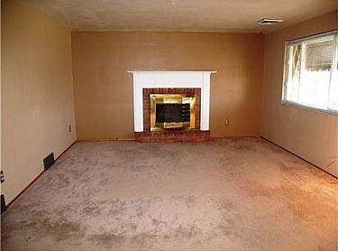 3rd image of 295 Fernledge Dr