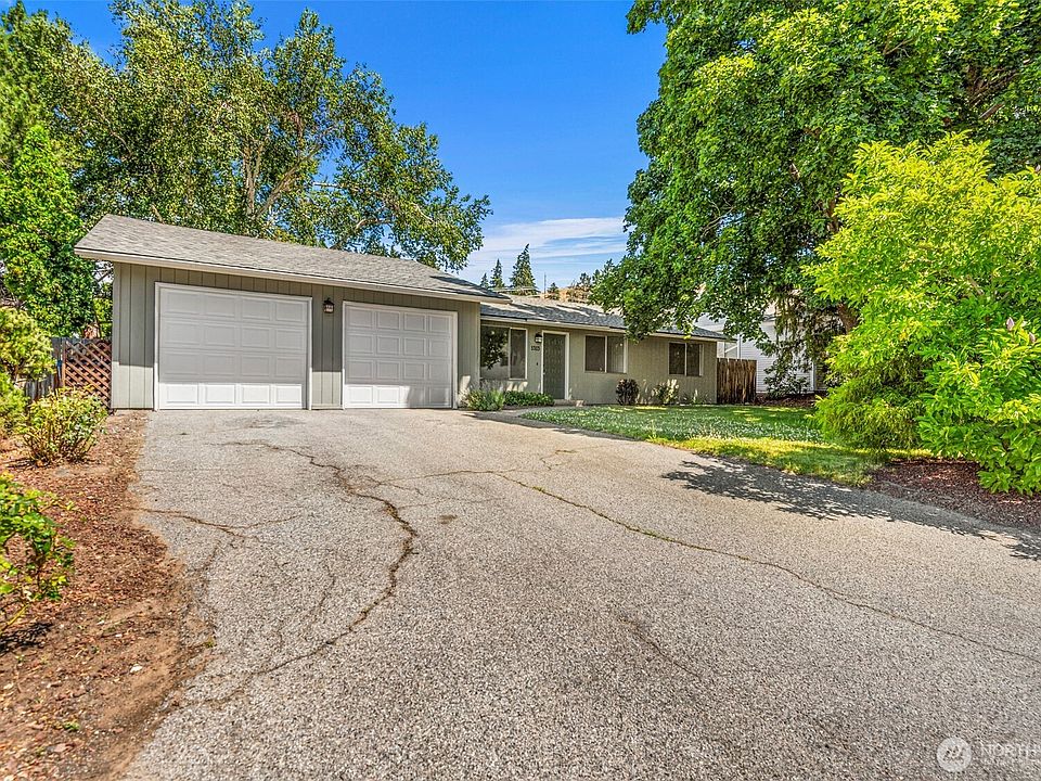 1st image of 1313 Bel Air Drive