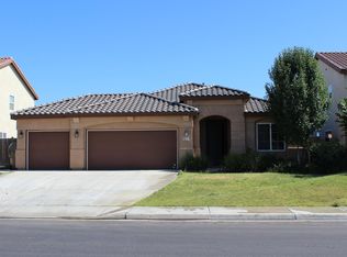 5415 Rockview Dr, Bakersfield, CA 93313