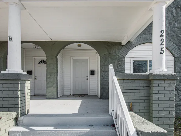 225 S Hosmer St #225, Lansing, MI 48912