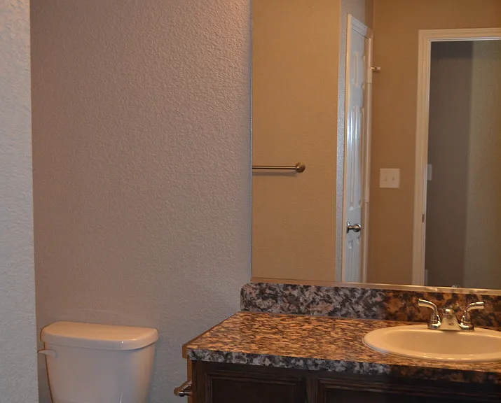 1421 Hopi Trl — Photo 10