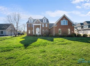 26017 Seminary Rd, Perrysburg, OH 43551