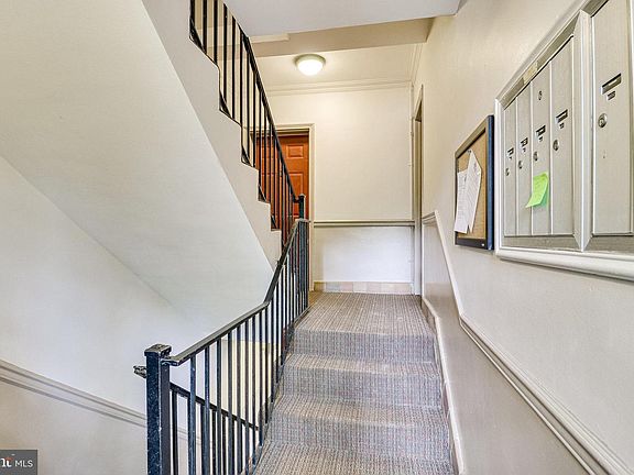 5th image of 1618 W Abingdon Dr APT 303