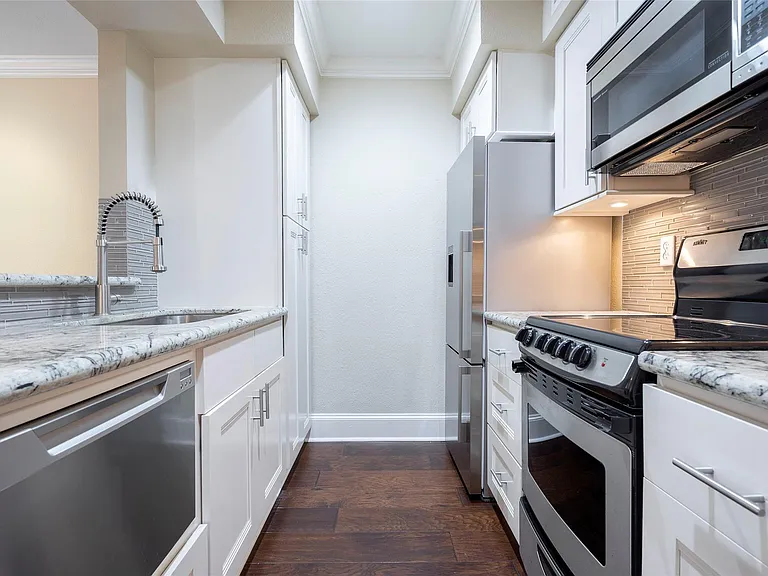 3402 Garrott St #16 — Photo 33