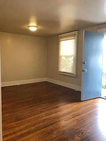 484 Alma St — Photo 14
