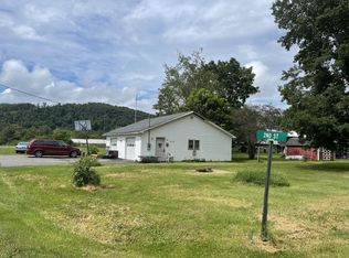 20 2nd St, Pence Springs, WV 24962