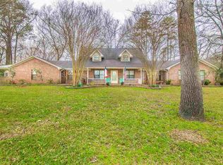 2155 N Page Rd, Longview, TX 75605