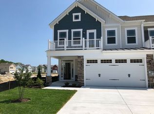 8 Fogland Ln, Ocean View, DE 19970