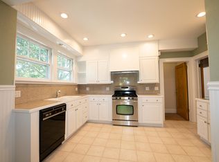 177 Park St, Ridgefield Park, NJ 07660