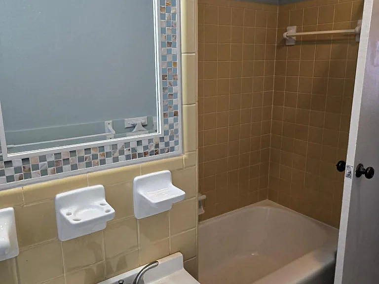 1702 Wakefield Dr NE — Photo 22