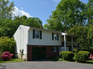 2080 Burl Columbus Rd, Bordentown, NJ 08505