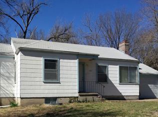 1311 N 9th St, Manhattan, KS 66502
