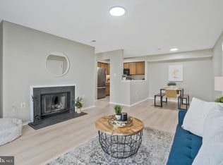 7813 Harrowgate Cir #A, Springfield, VA 22152