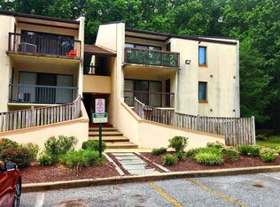 10114 Campus Way S #203-8C, Upper Marlboro, MD 20774
